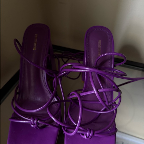 PrettyLittleThing Black Storage Box - Picture 3 of 5